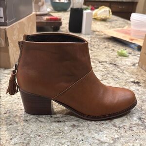 Toms Leila Warm Tan Leather Ankle Boots